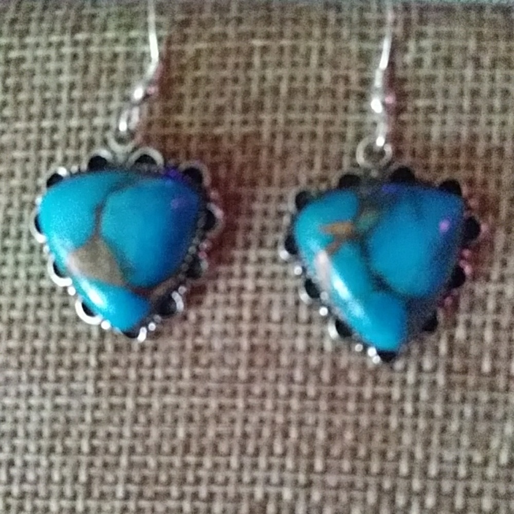 LOVELY MOJAVE TURQUOISE, HEART, STERLING EARRINGS.  1-1/2* LONG.